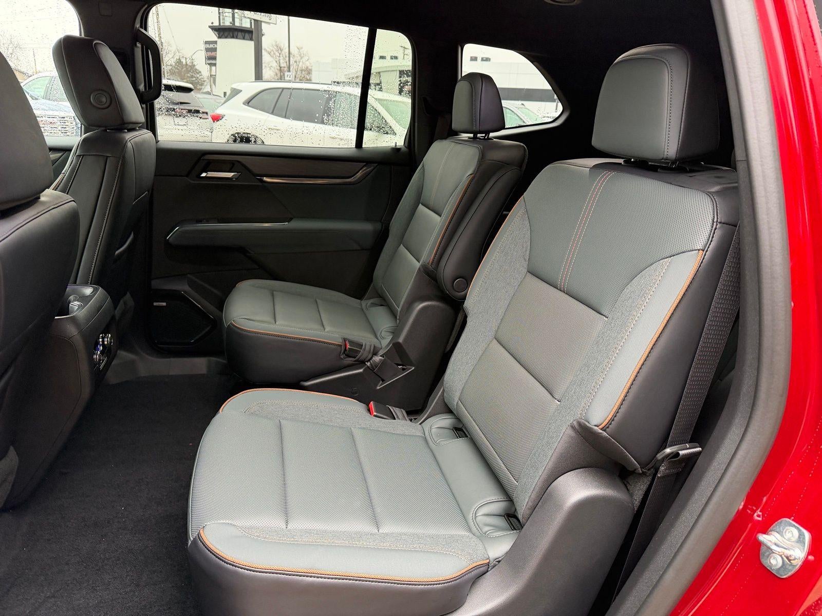 2026 GMC Acadia AWD AT4