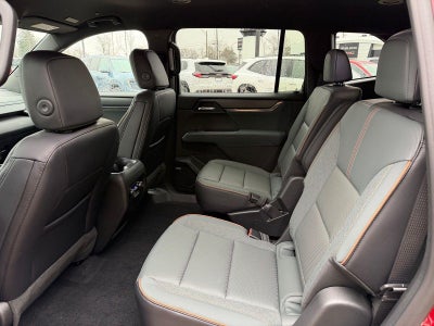 2026 GMC Acadia AWD AT4