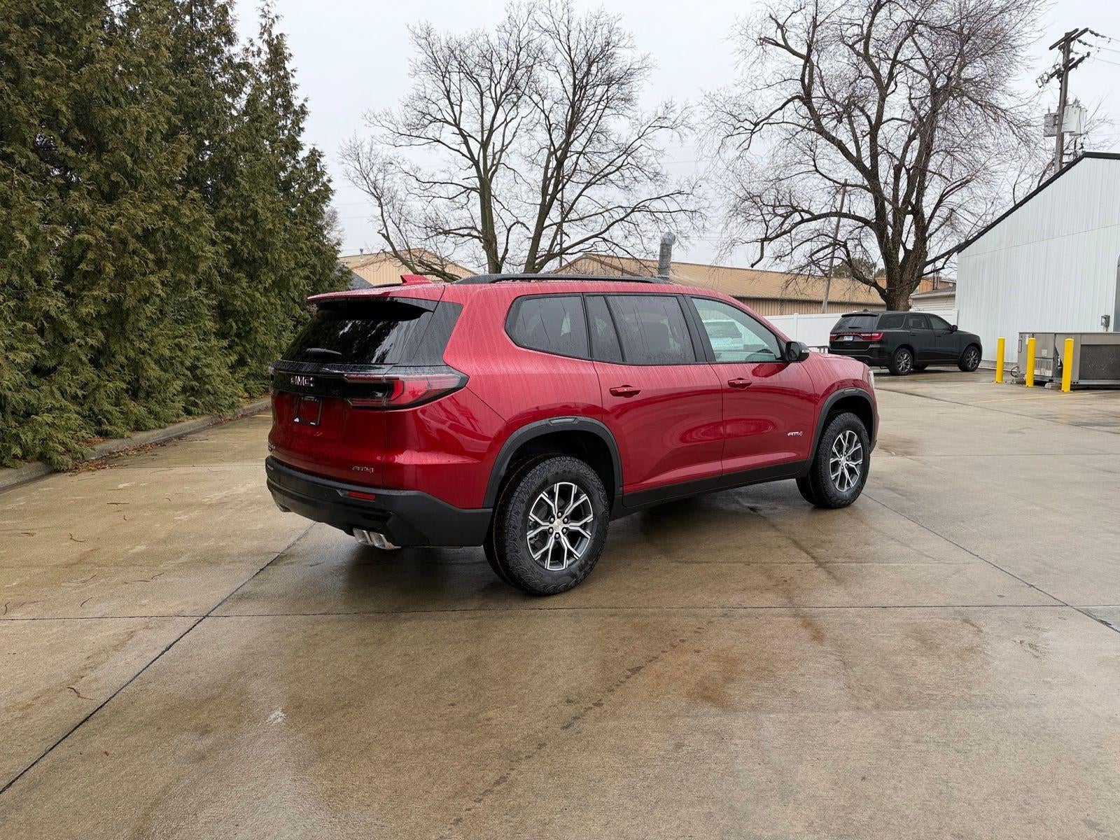 2026 GMC Acadia AWD AT4