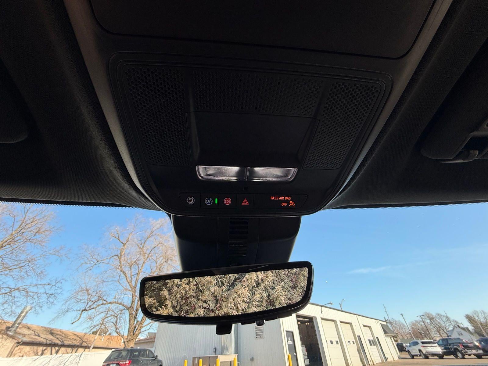 2026 GMC Acadia AWD AT4