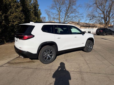 2026 GMC Acadia AWD AT4