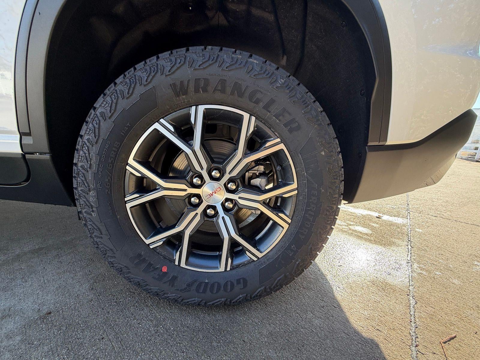 2026 GMC Acadia AWD AT4