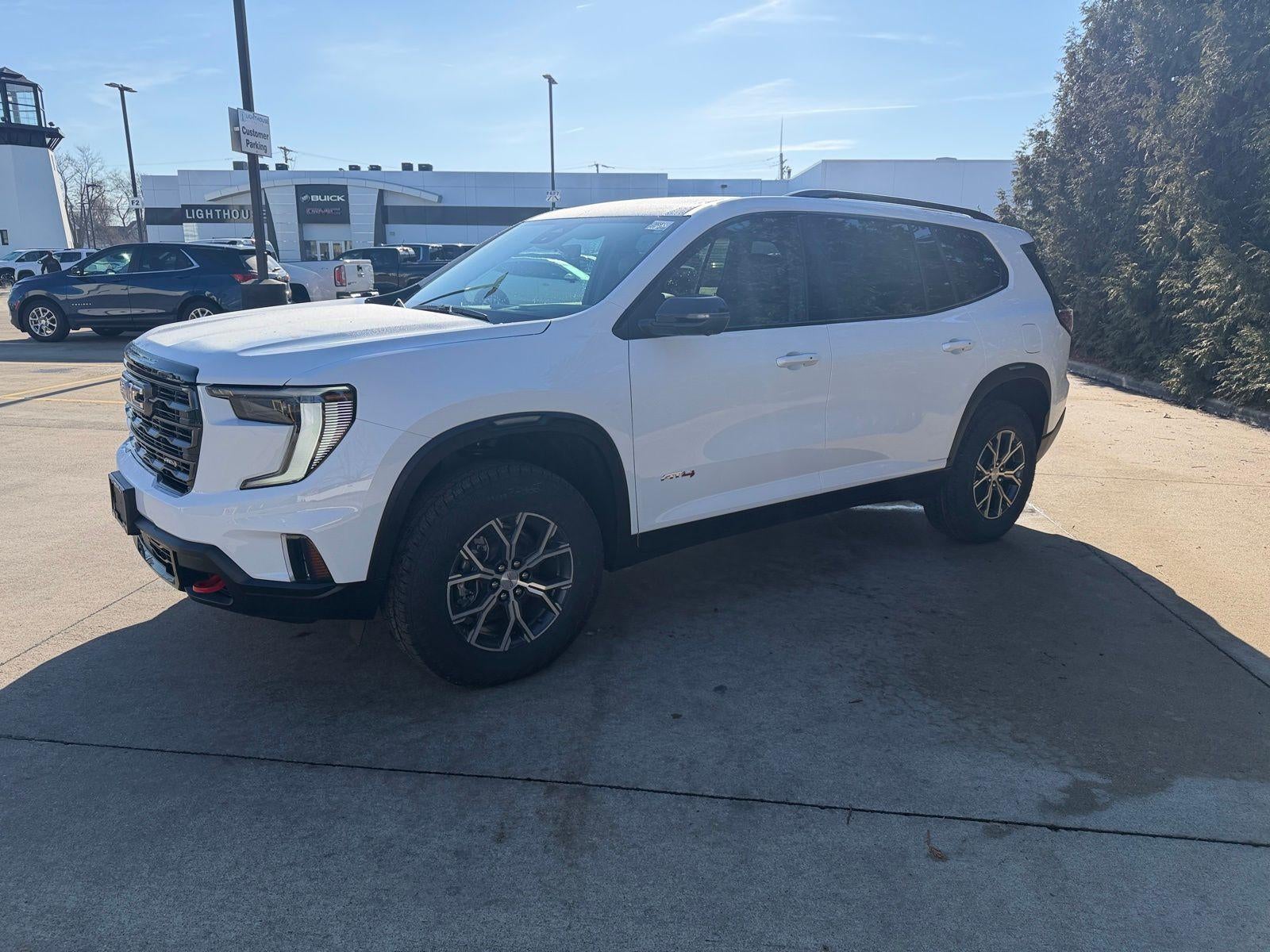 2026 GMC Acadia AWD AT4