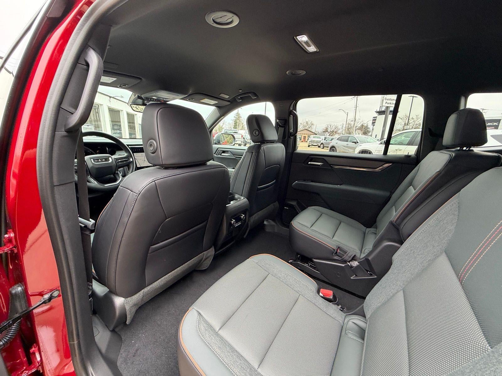 2026 GMC Acadia AWD AT4