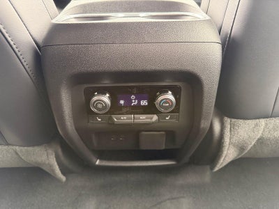 2026 GMC Acadia AWD AT4