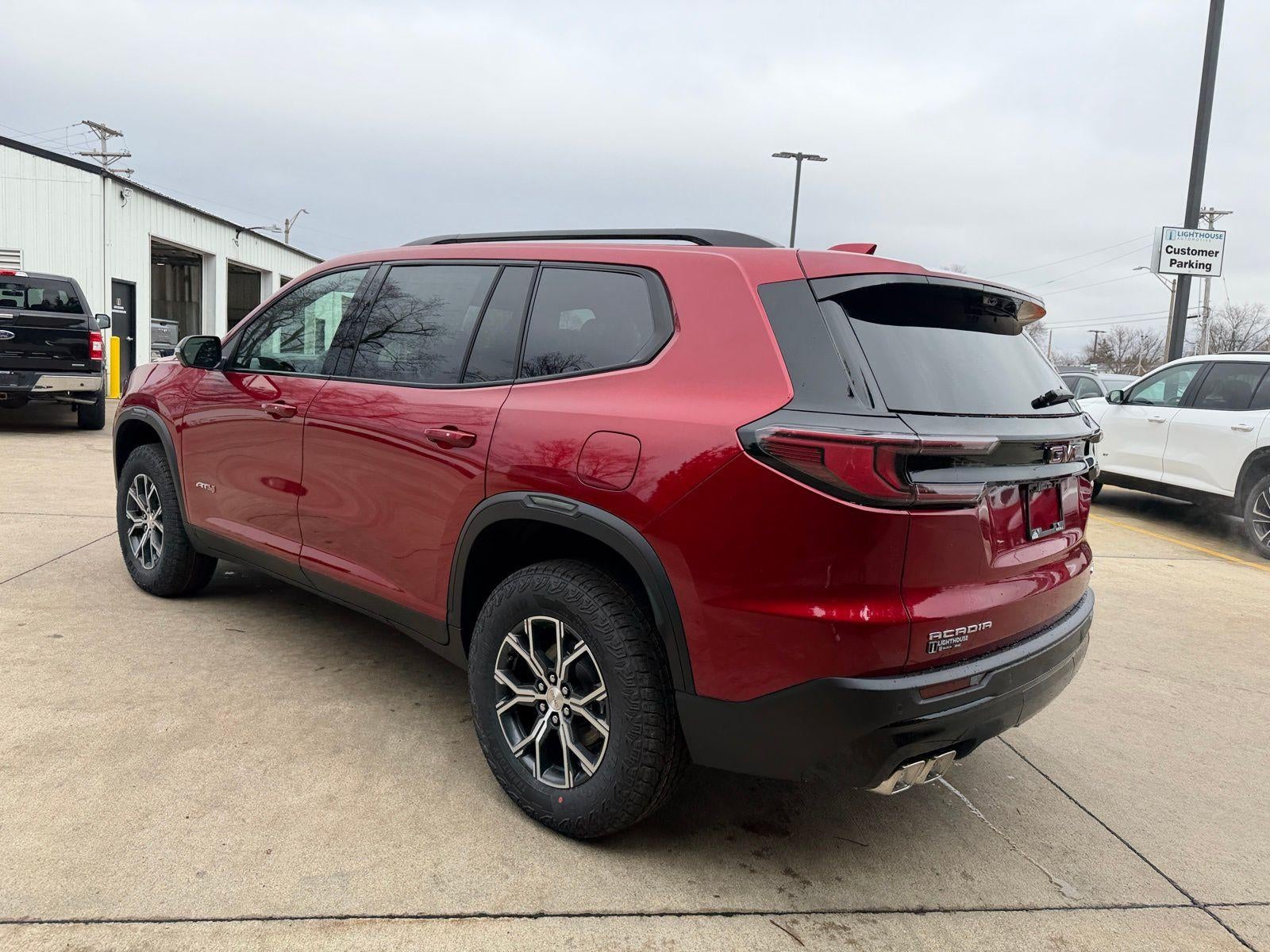 2026 GMC Acadia AWD AT4