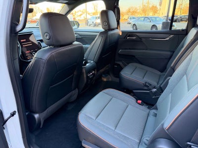 2026 GMC Acadia AWD AT4