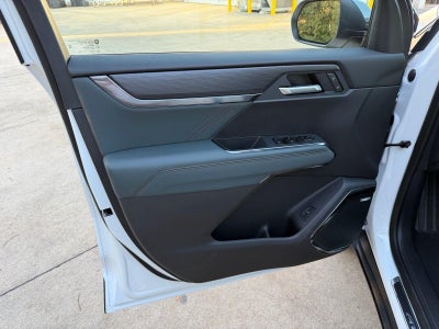 2026 GMC Acadia AWD AT4