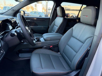 2026 GMC Acadia AWD AT4