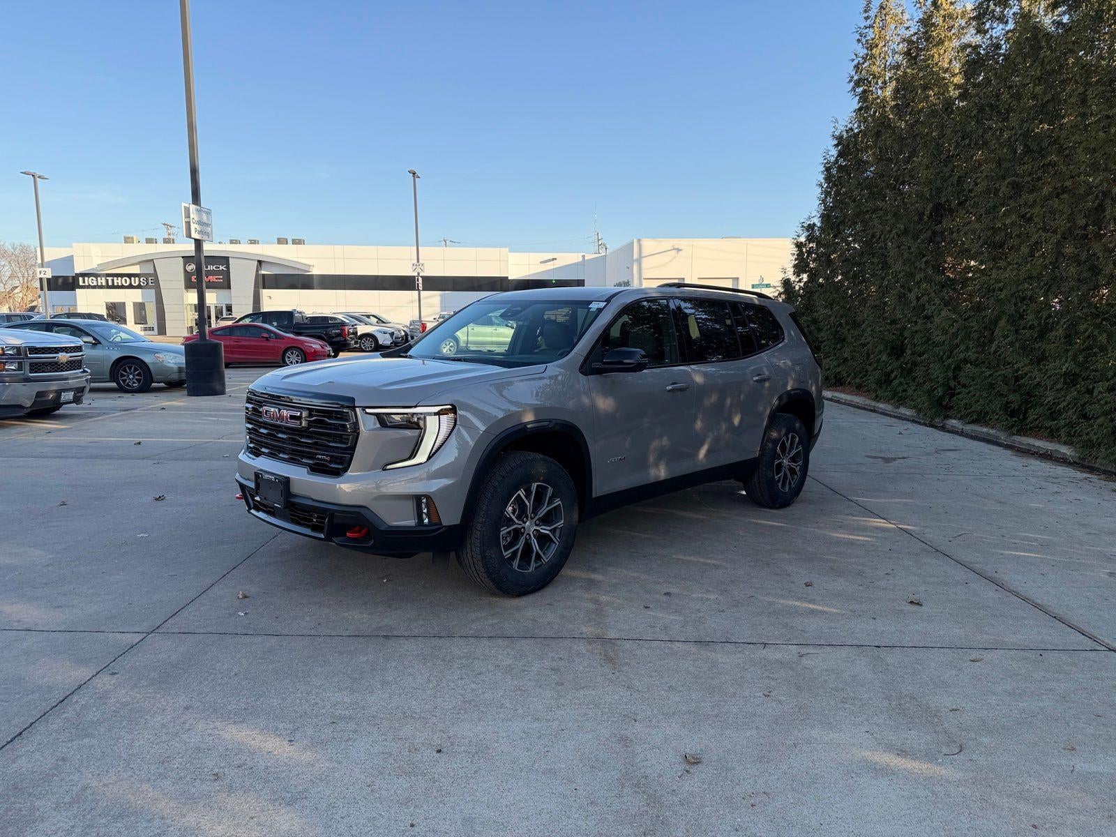 2026 GMC Acadia AWD AT4