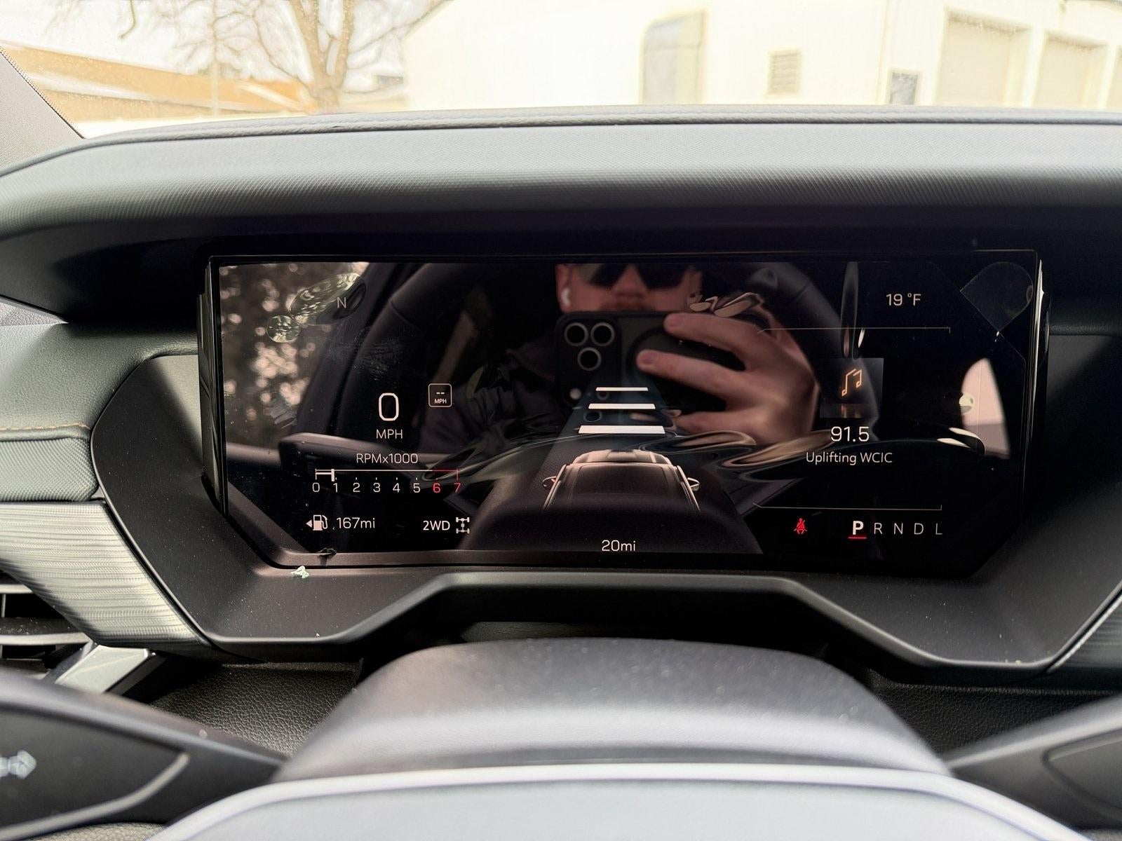 2026 GMC Acadia AWD AT4