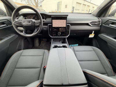 2026 GMC Acadia AWD AT4