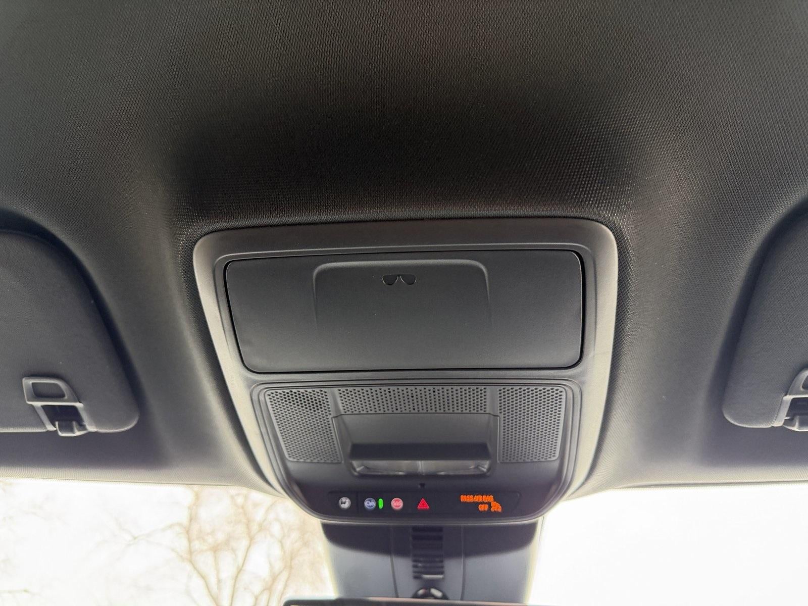 2026 GMC Acadia AWD AT4