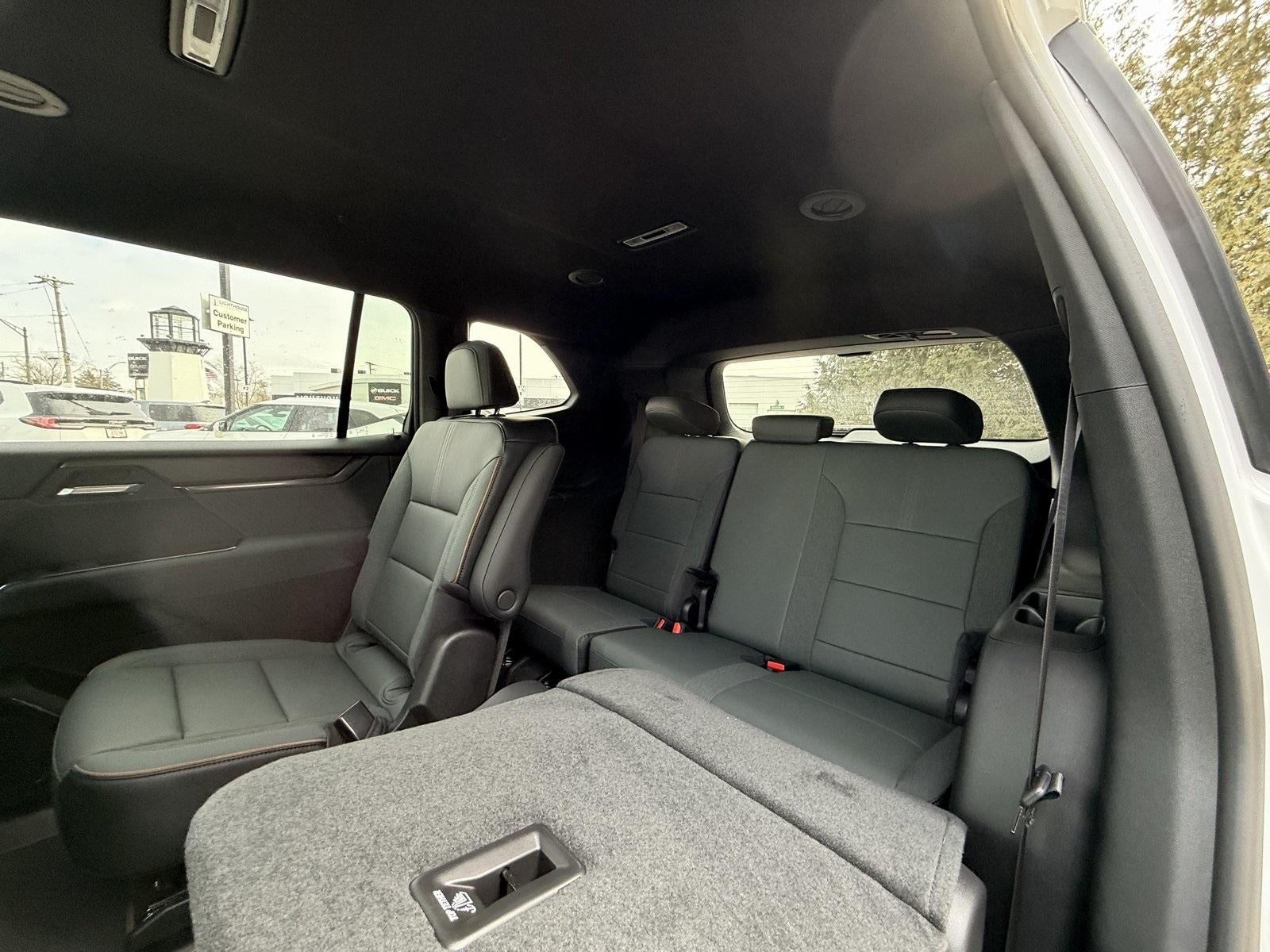 2026 GMC Acadia AWD AT4