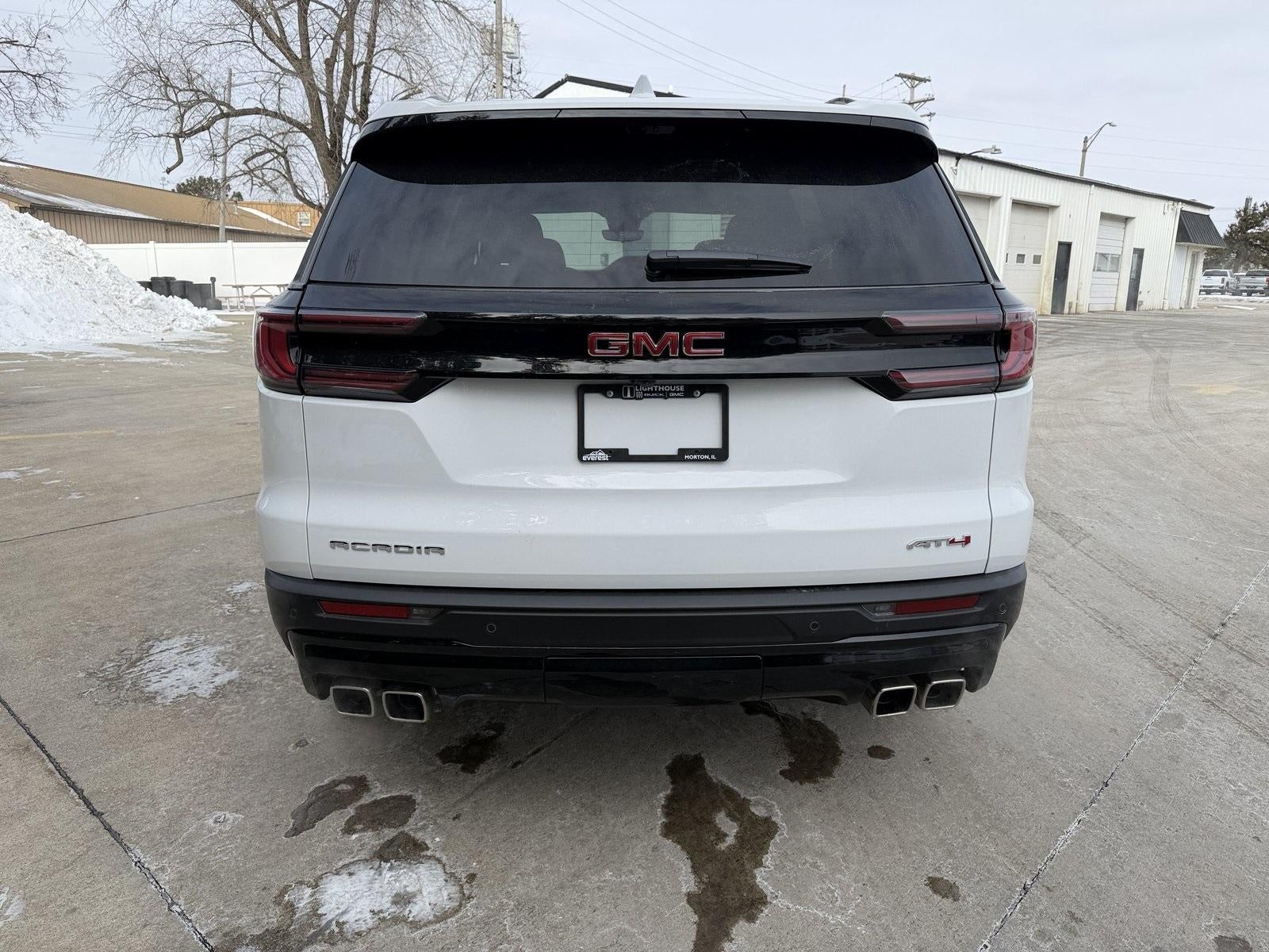 2026 GMC Acadia AWD AT4