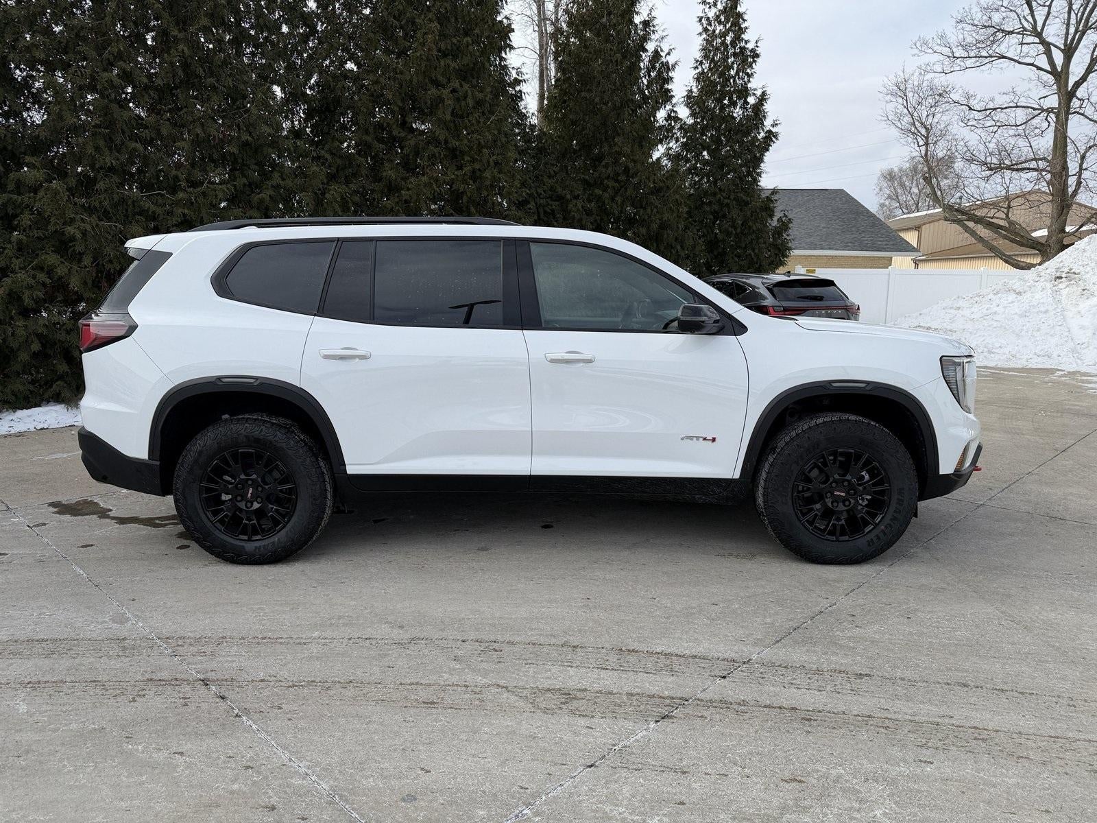 2026 GMC Acadia AWD AT4