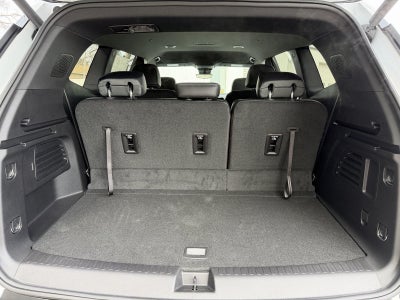 2026 GMC Acadia AWD AT4