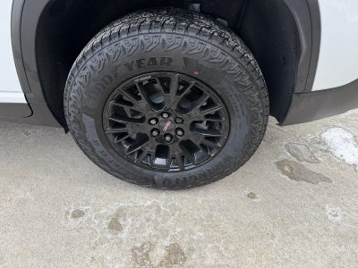 2026 GMC Acadia AWD AT4