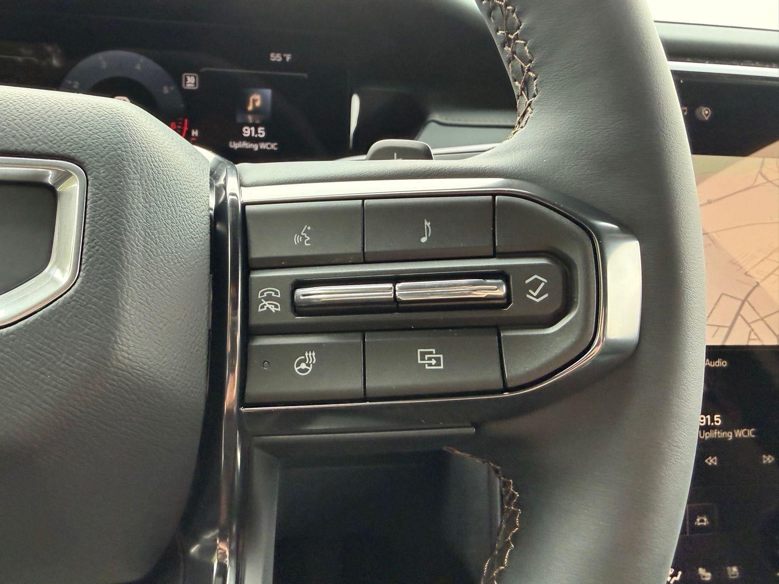 2026 GMC Acadia AWD AT4