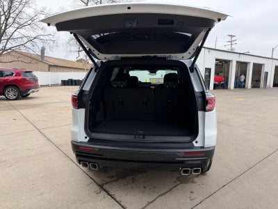 2026 GMC Acadia AWD AT4
