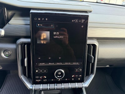 2026 GMC Acadia AWD AT4