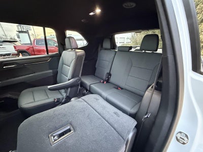 2026 GMC Acadia AWD AT4