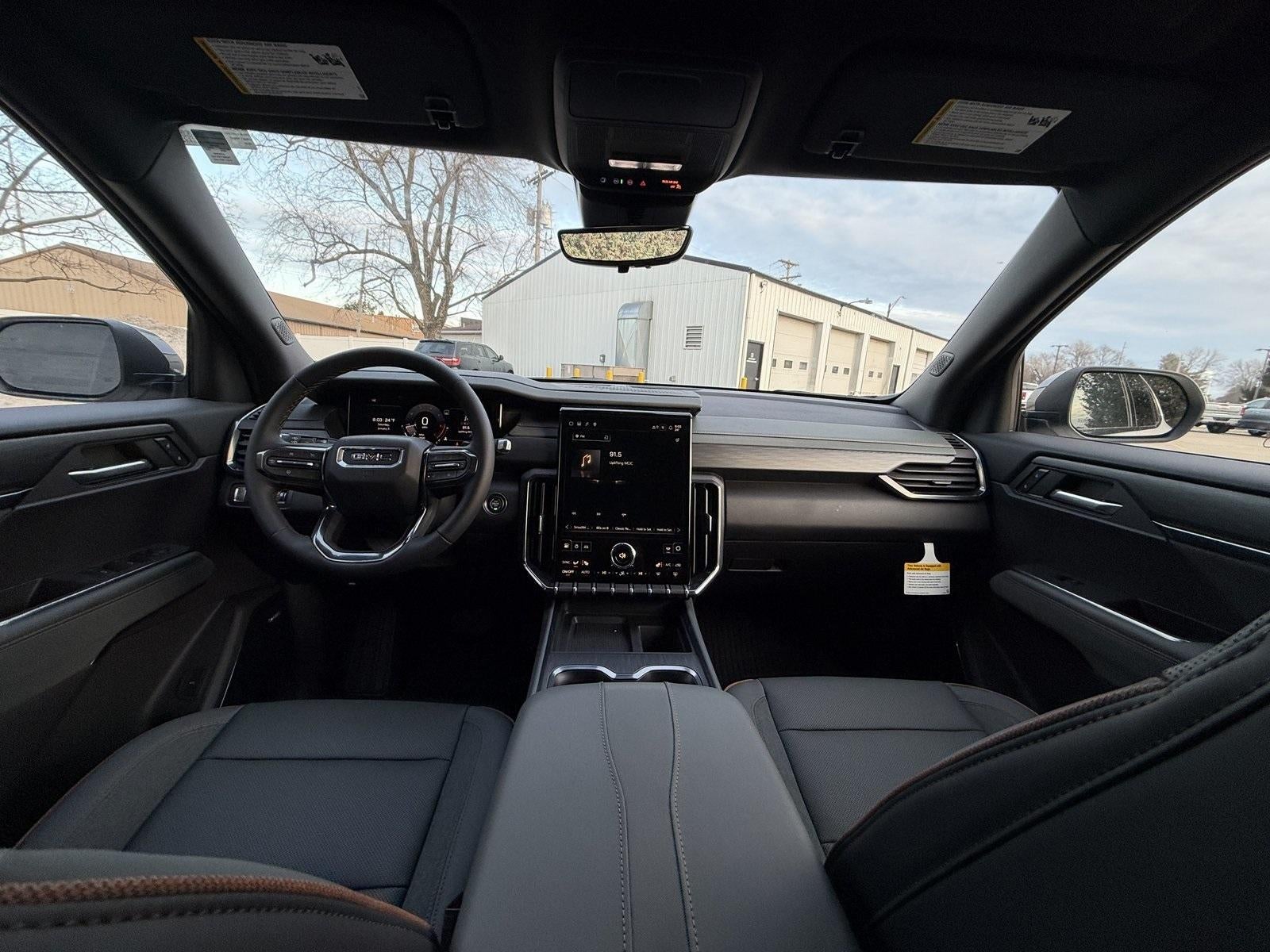 2026 GMC Acadia AWD AT4