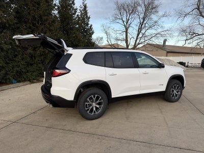 2026 GMC Acadia AWD AT4