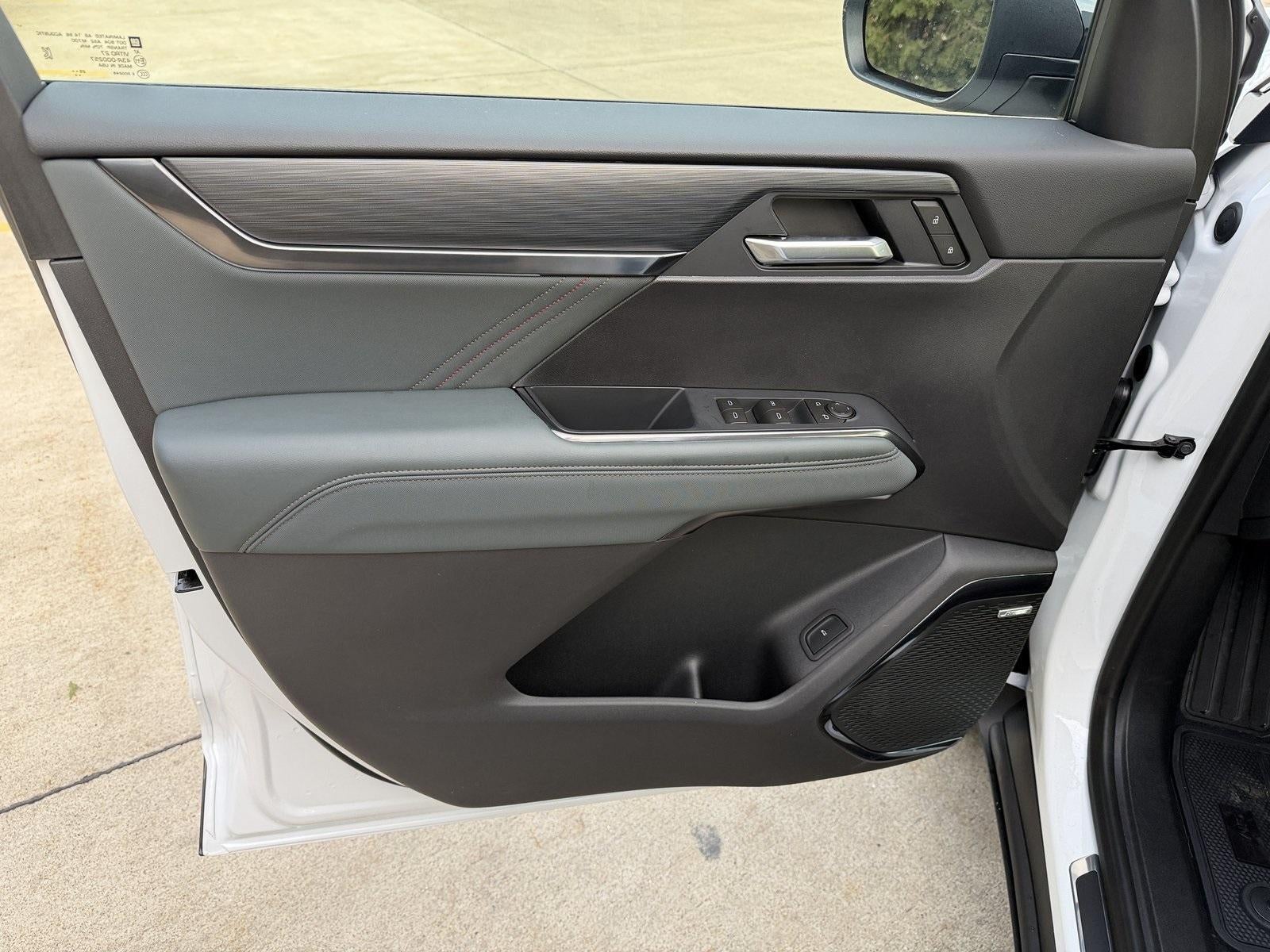 2026 GMC Acadia AWD AT4