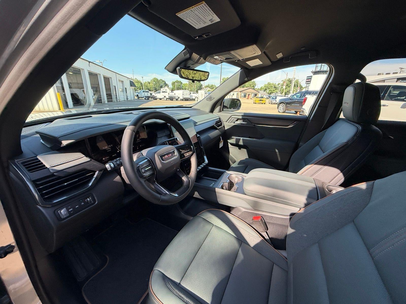 2026 GMC Acadia AWD AT4