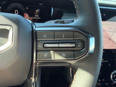 2026 GMC Acadia AWD AT4