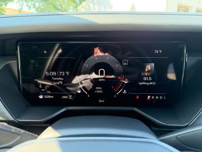 2026 GMC Acadia AWD AT4