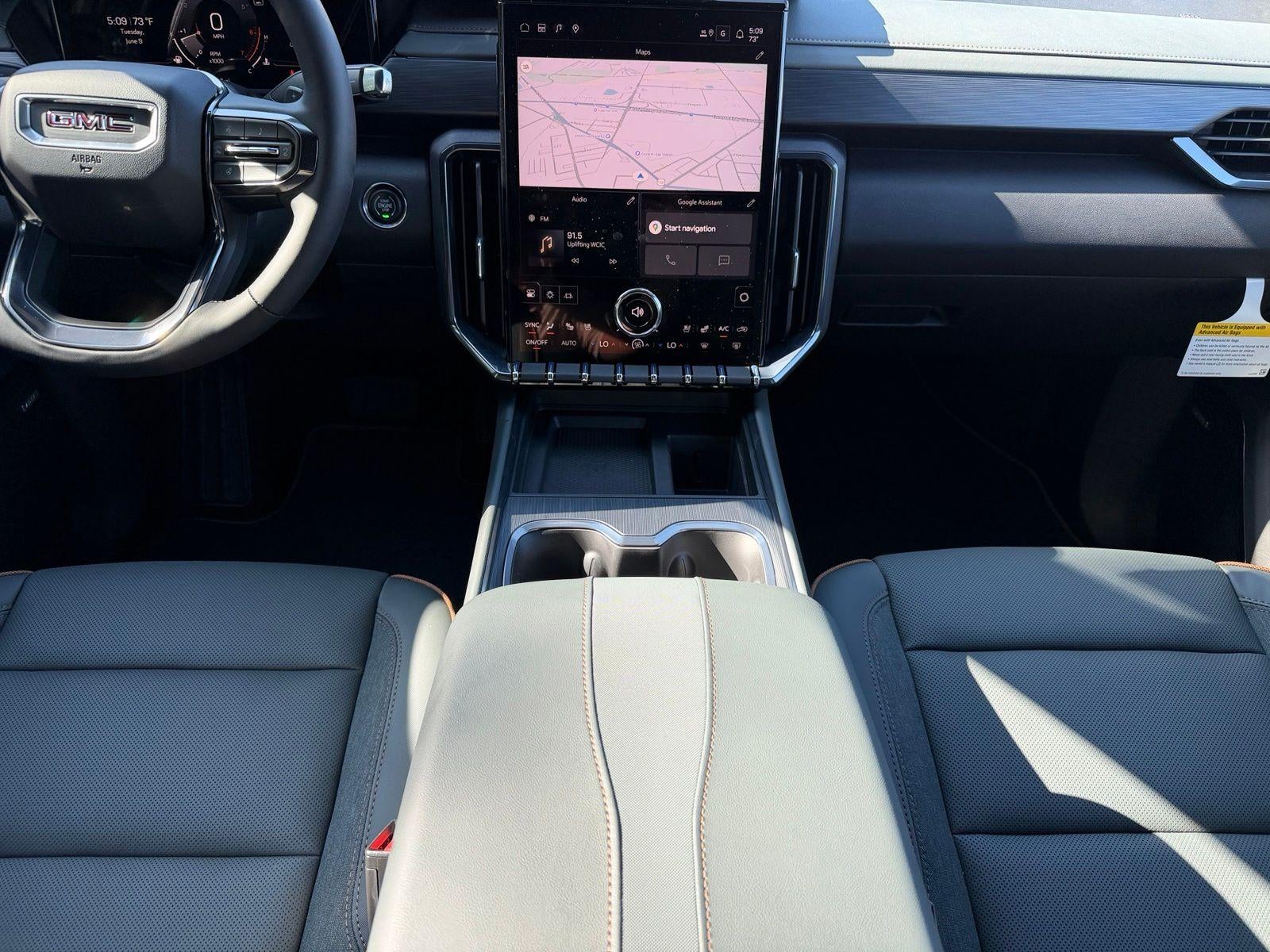 2026 GMC Acadia AWD AT4