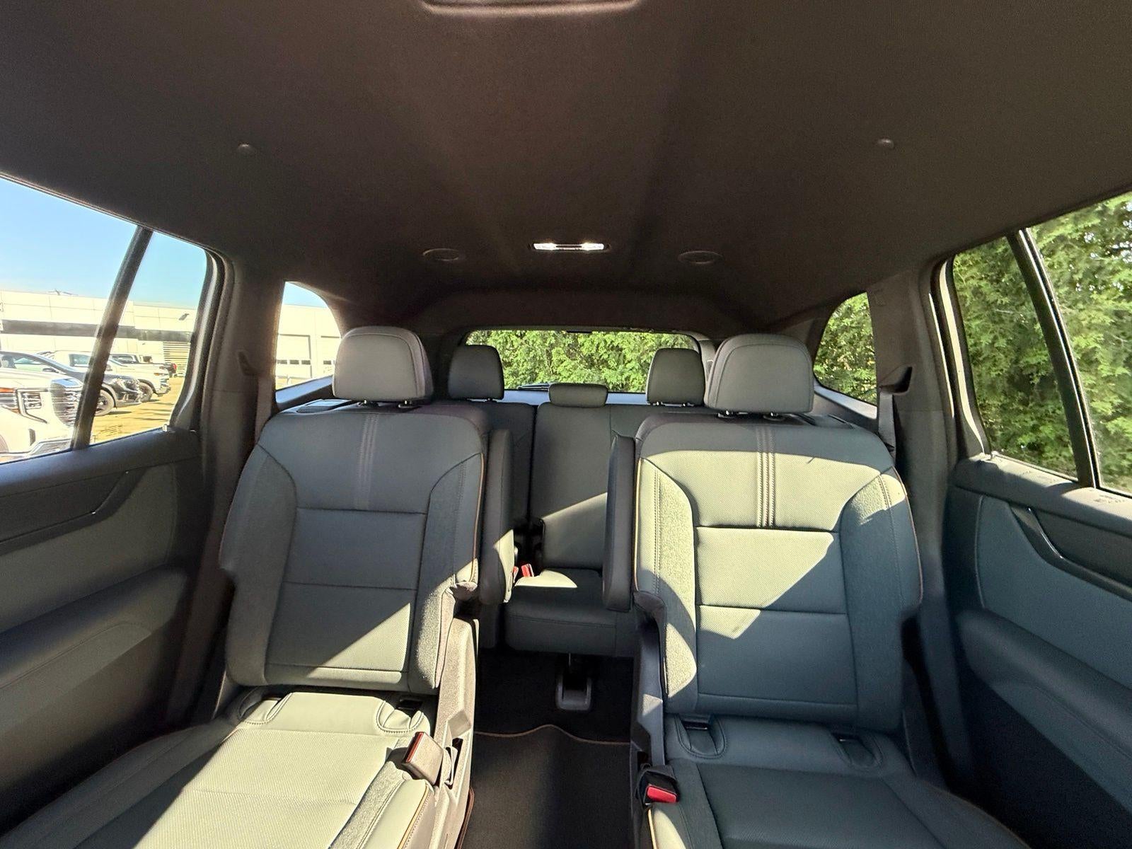 2026 GMC Acadia AWD AT4