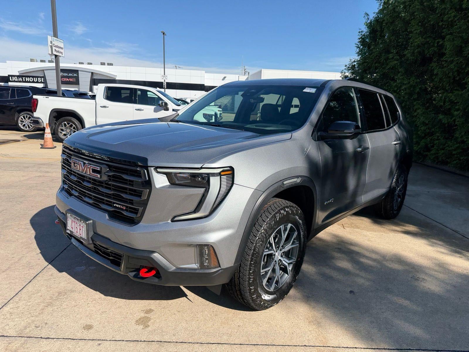 2026 GMC Acadia AWD AT4