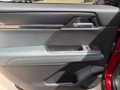 2025 GMC Acadia AT4