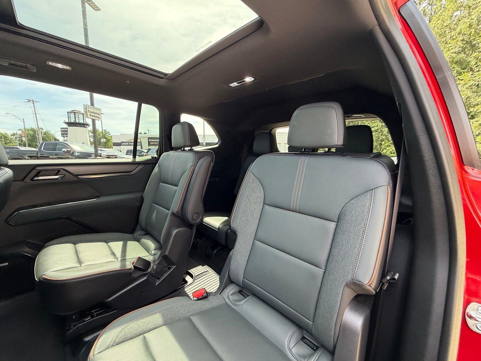 2025 GMC Acadia AT4