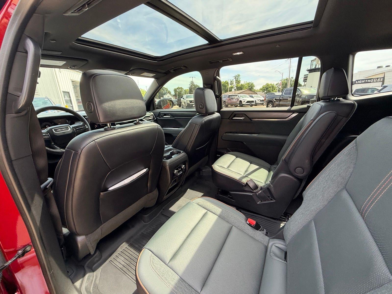 2025 GMC Acadia AT4
