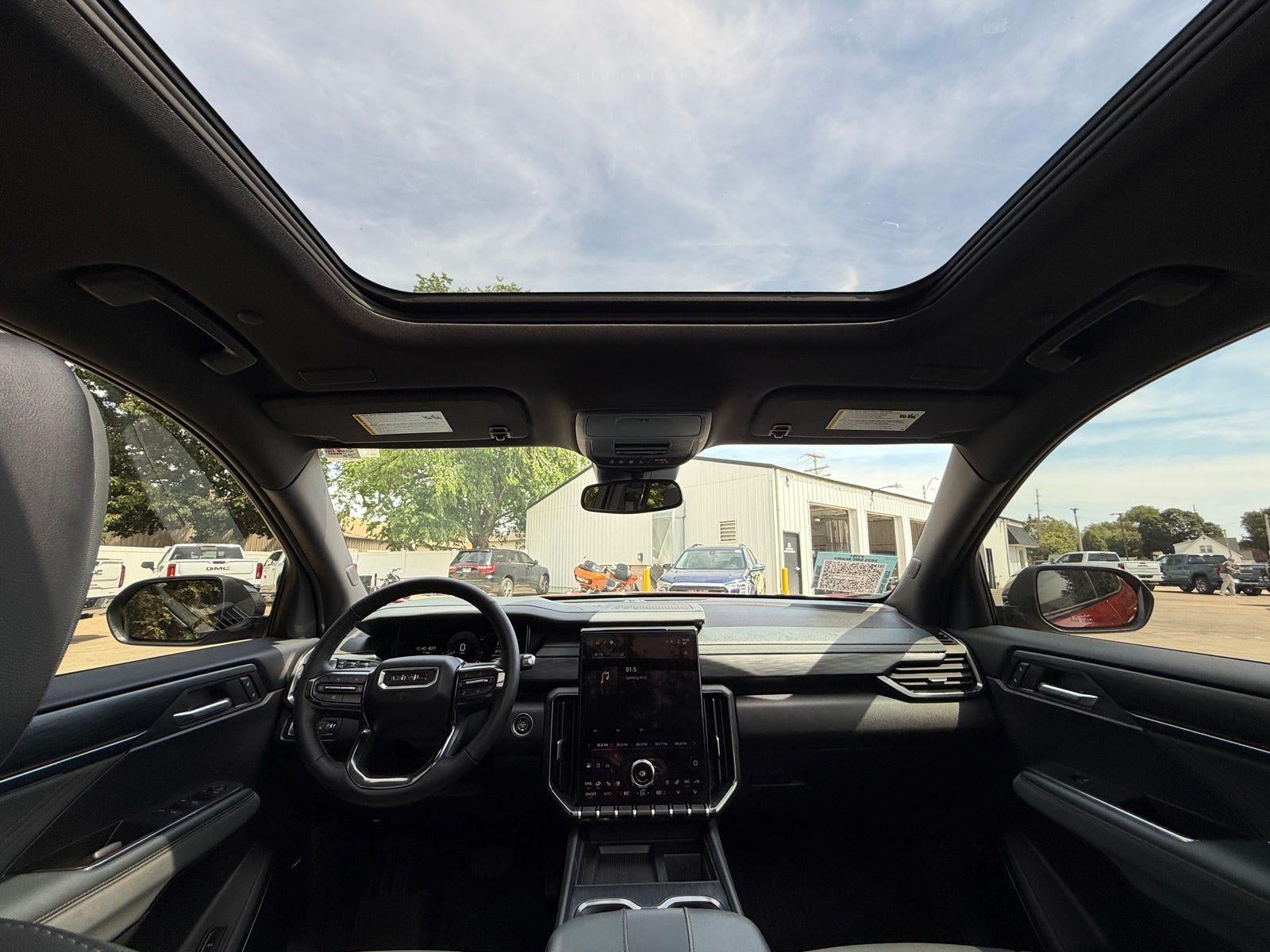 2025 GMC Acadia AT4