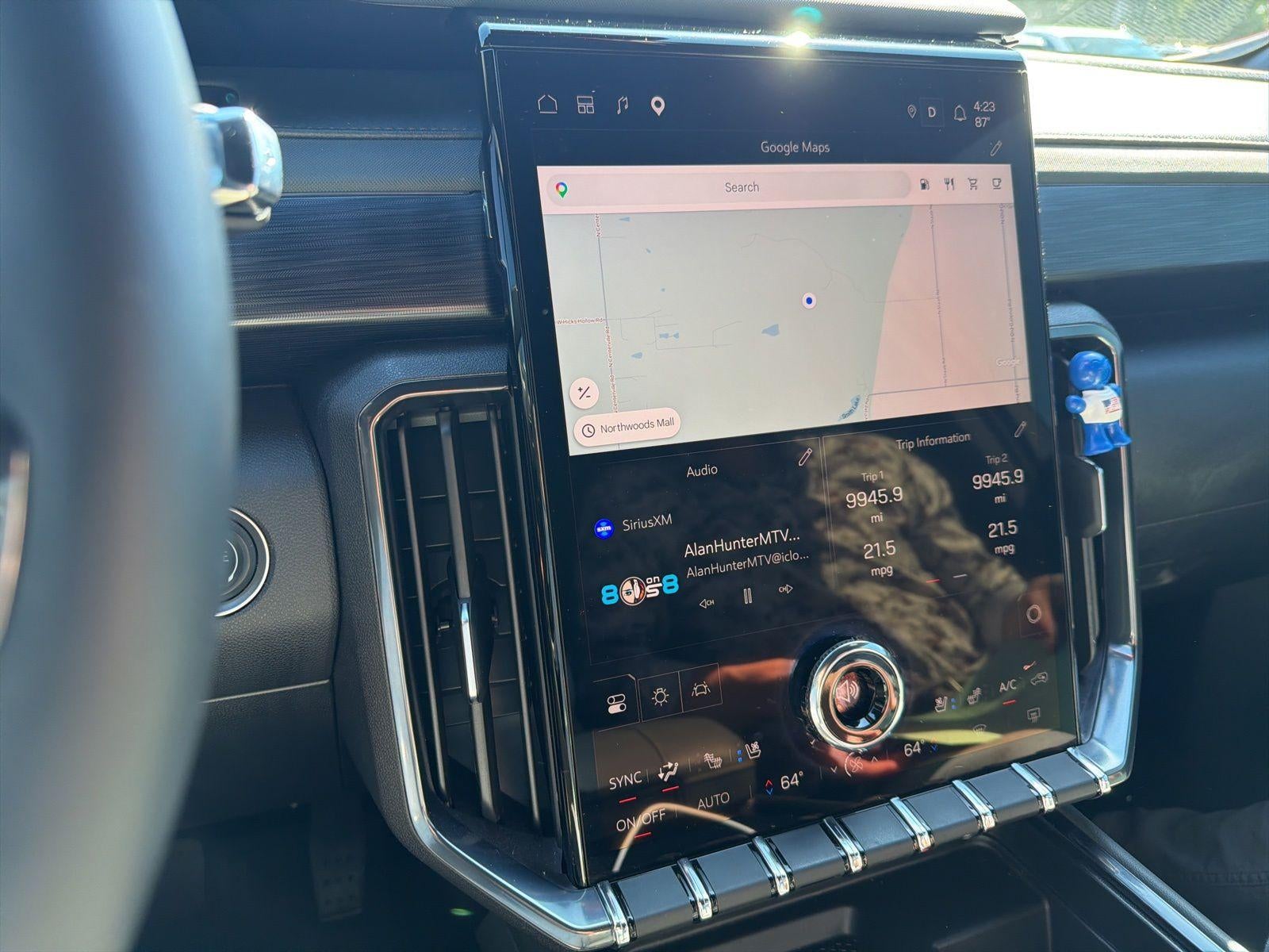 2025 GMC Acadia AT4
