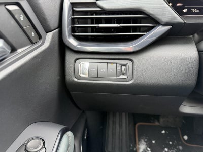 2025 GMC Acadia AWD AT4