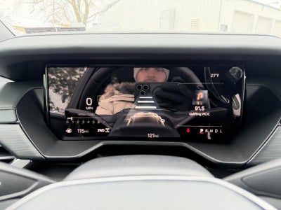 2025 GMC Acadia AWD AT4