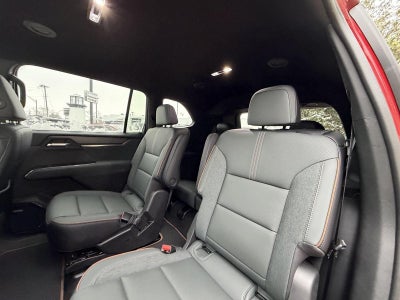 2025 GMC Acadia AWD AT4