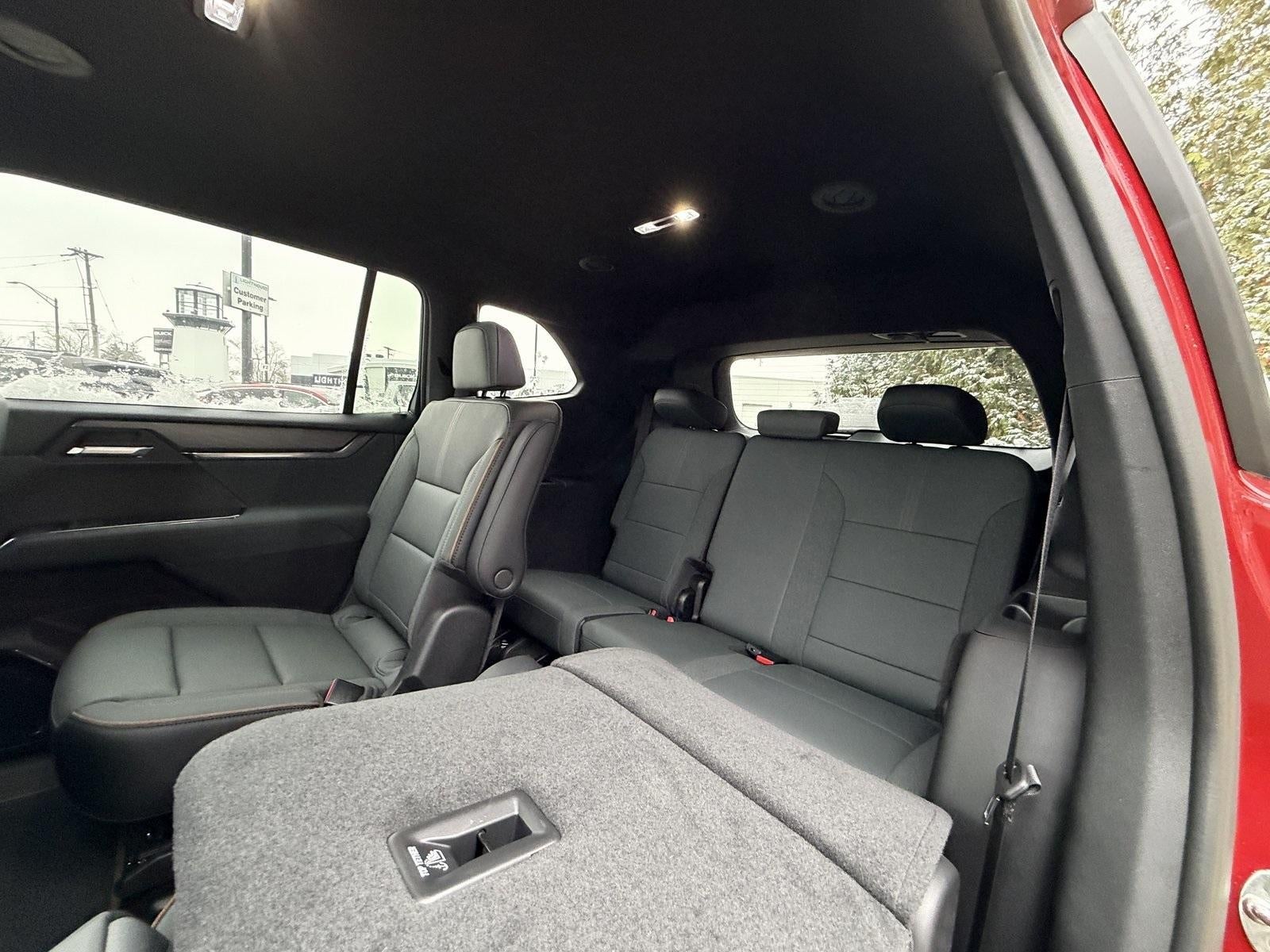 2025 GMC Acadia AWD AT4