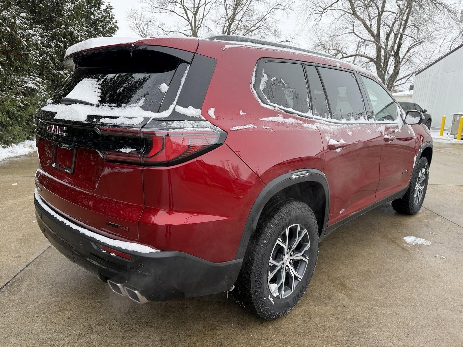 2025 GMC Acadia AWD AT4
