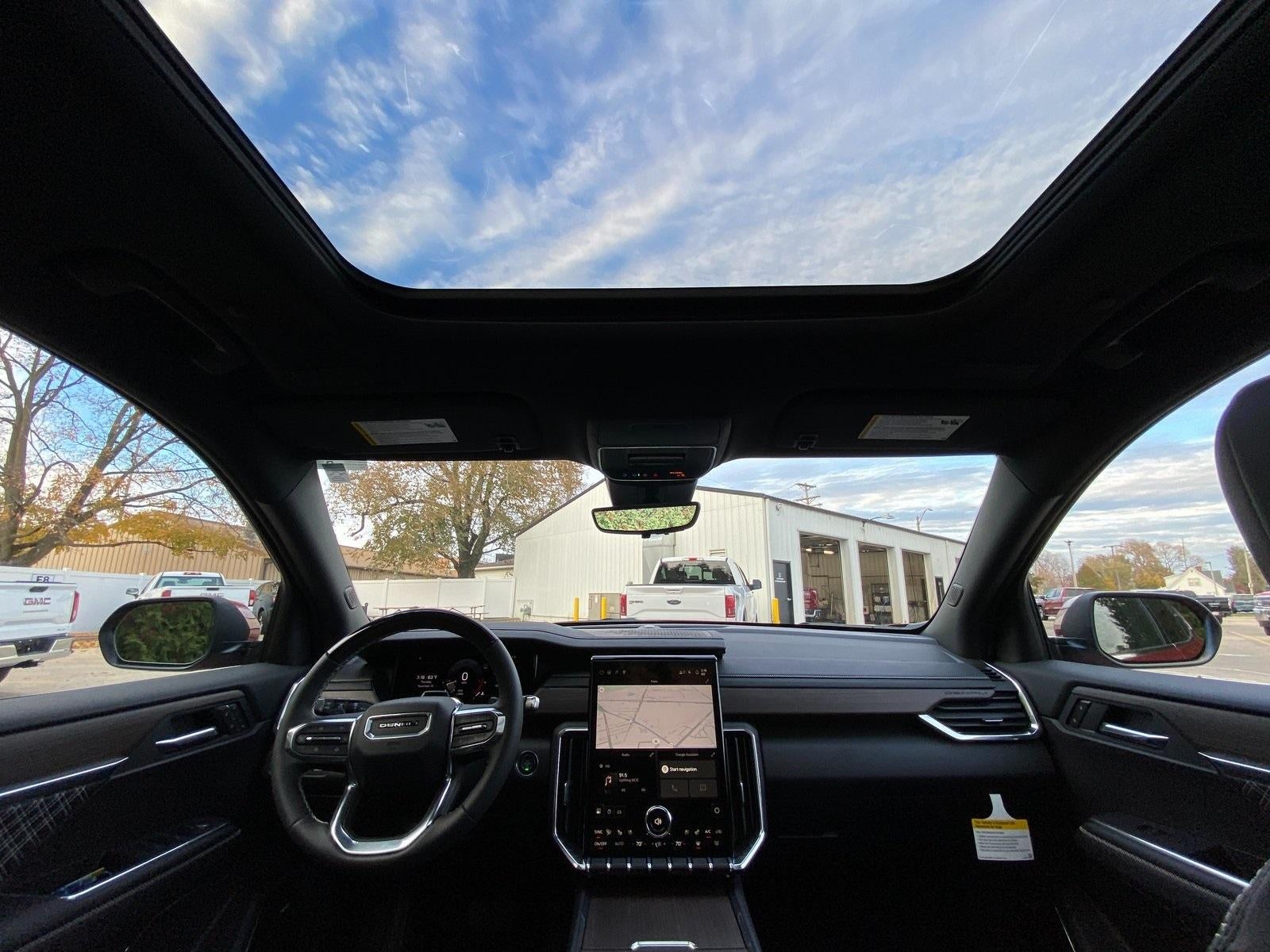 2026 GMC Acadia AWD Denali