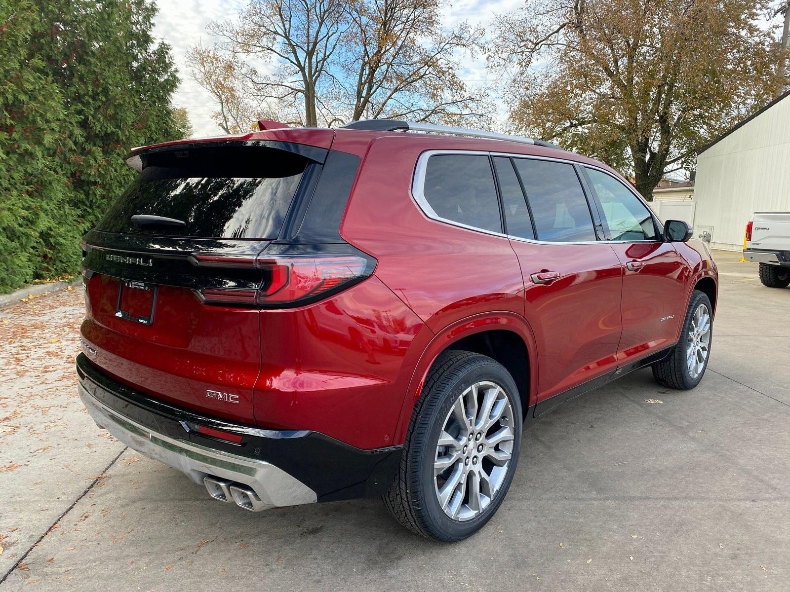 2026 GMC Acadia AWD Denali