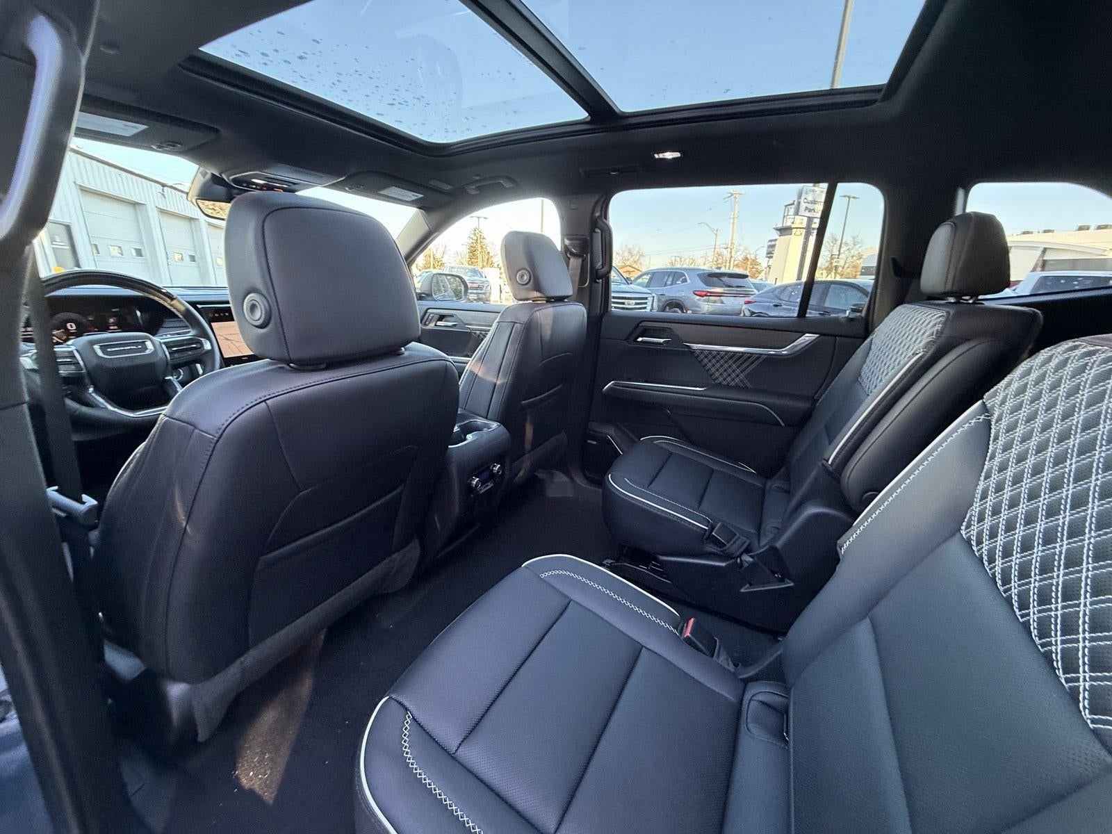 2026 GMC Acadia AWD Denali