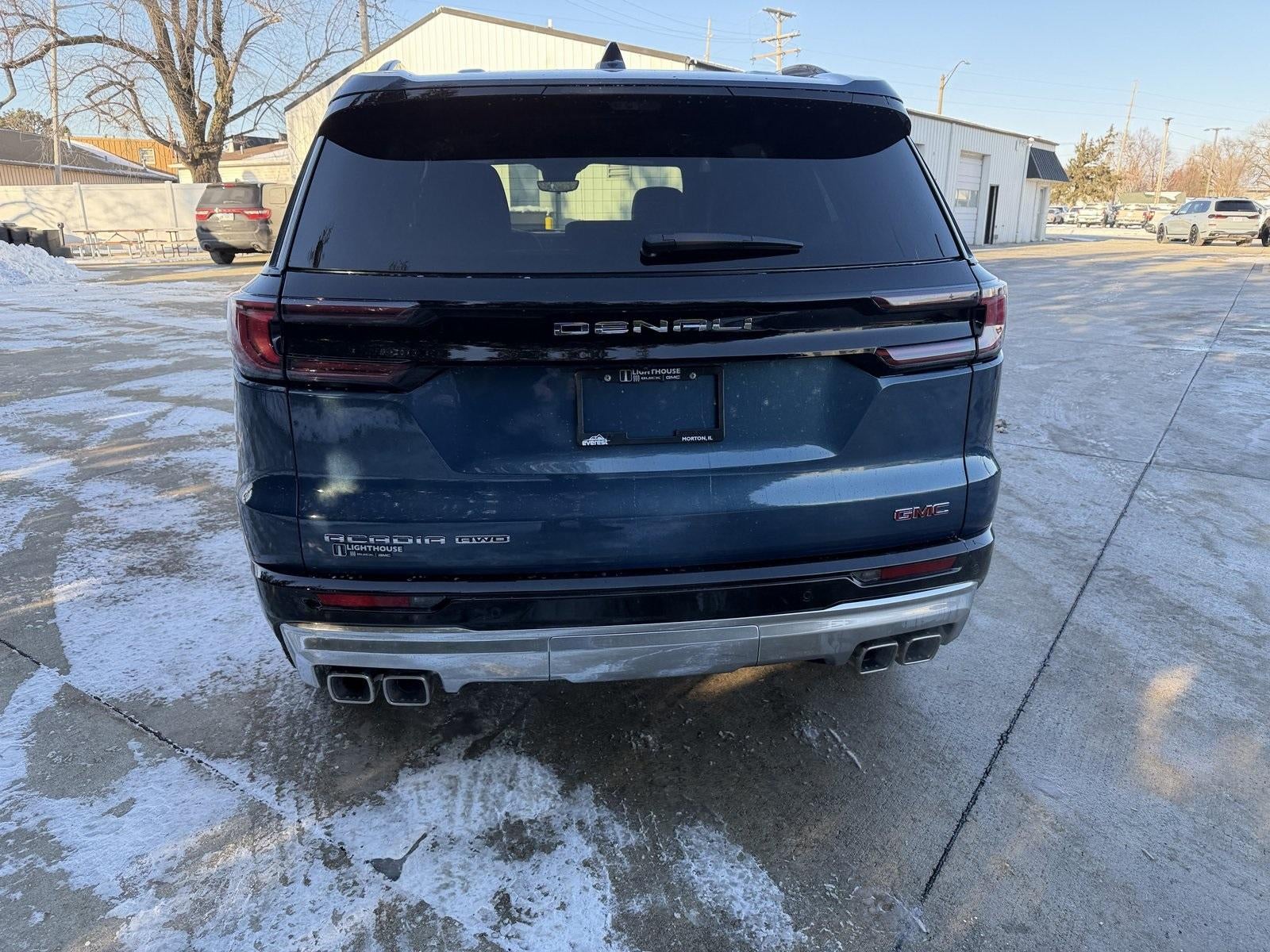 2026 GMC Acadia AWD Denali