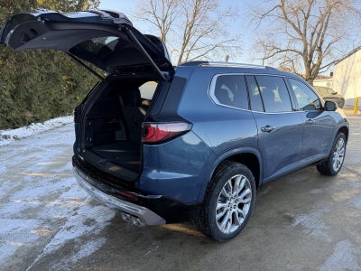 2026 GMC Acadia AWD Denali